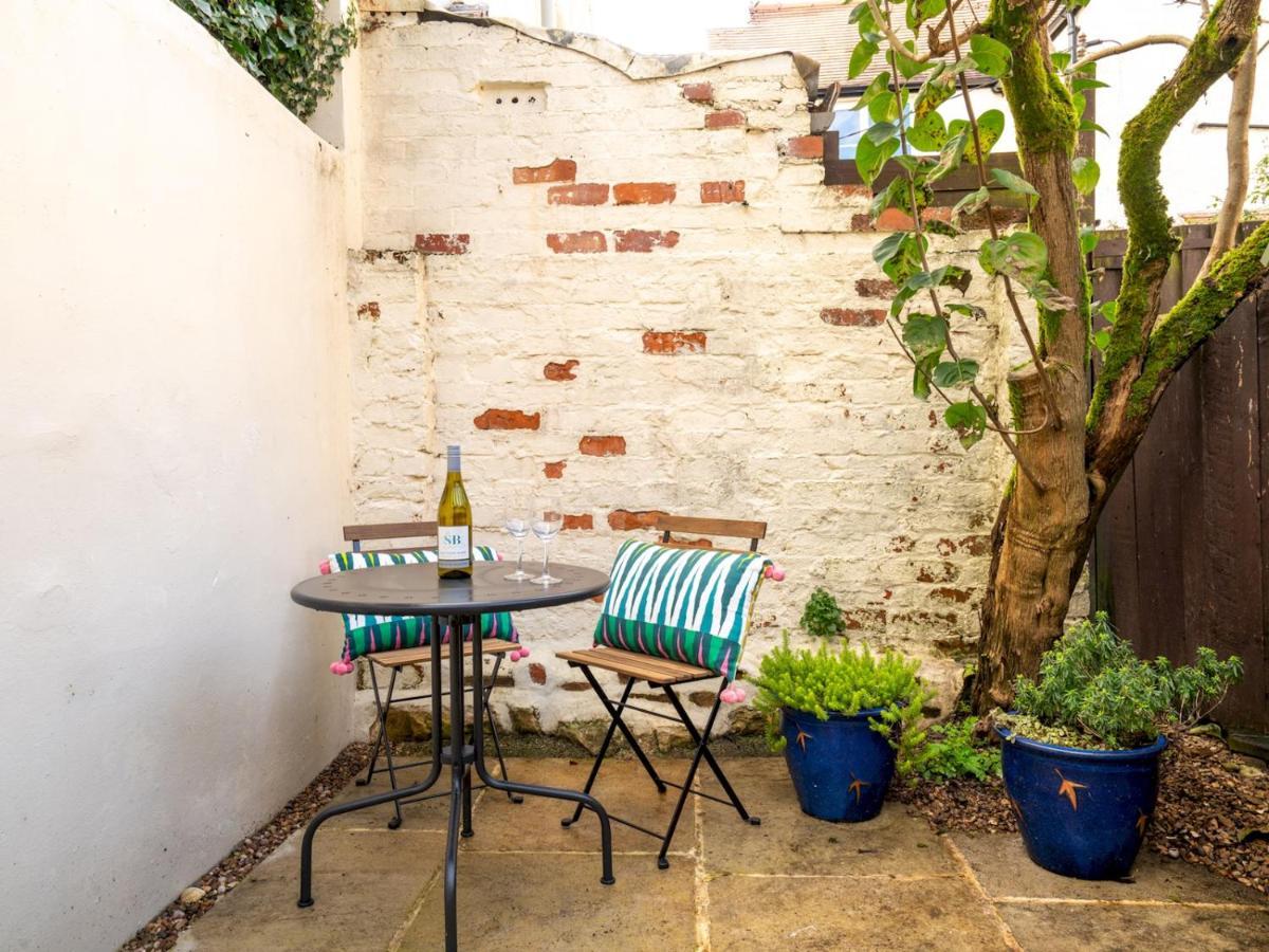 סירנססטר Quarry Cottage Courtyard Garden Pass The Keys מראה חיצוני תמונה